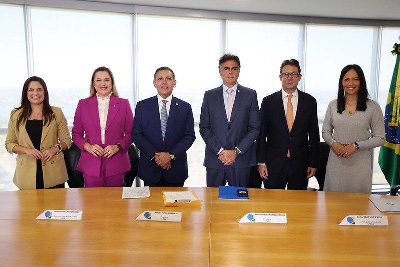 Ministros kássio e vieira de mello filho