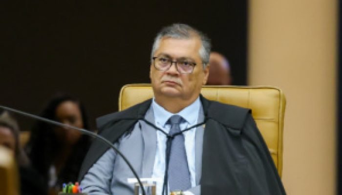 Para Dino, intervenção na divulgação de opiniões deve ser feita de modo excepcional
