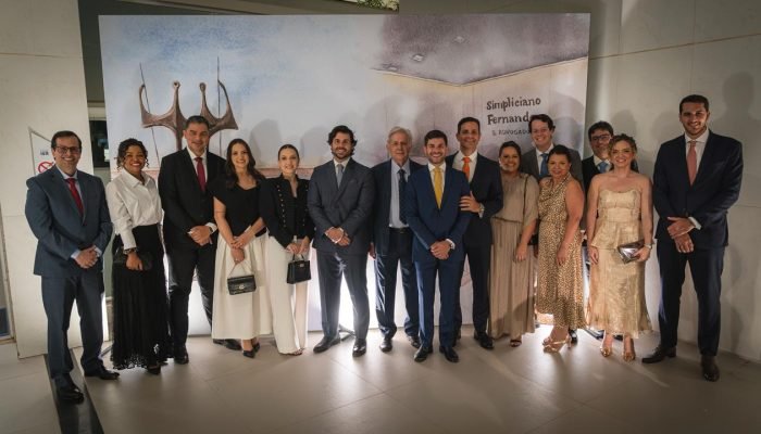 Advogados comemoram inauguração de nova sede do Simpliciano Fernandes & Advogados