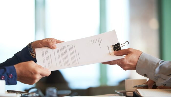 TST vai analisar validade de redução salarial em acordo individual com hipersuficiente