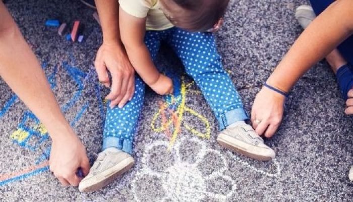 Entrega voluntária de bebês em adoção
