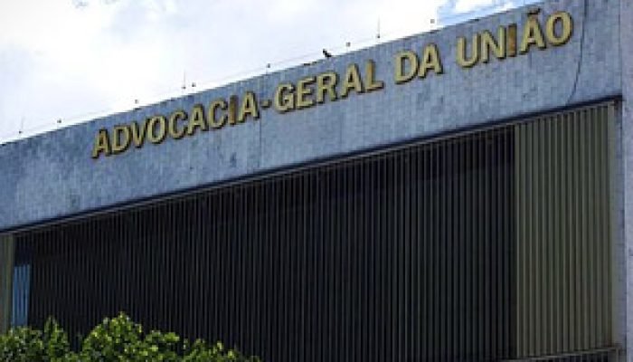 Ministros rejeitaram ação que questionava trechos da Lei Orgânica da AGU