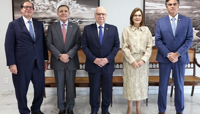 fachin presidentes tribunais superiores