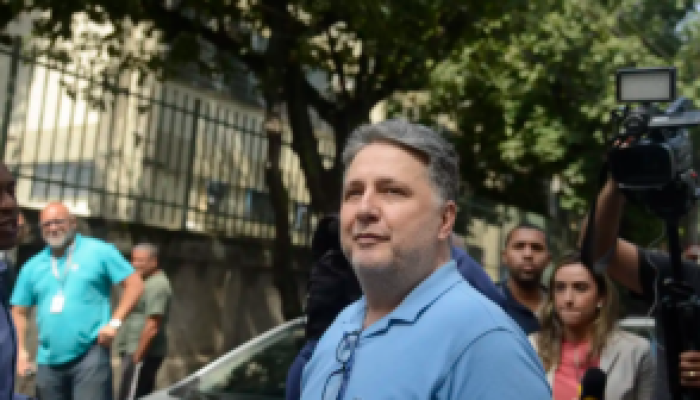 TRE-RJ restringe campanha de Garotinho até decidir sobre registro