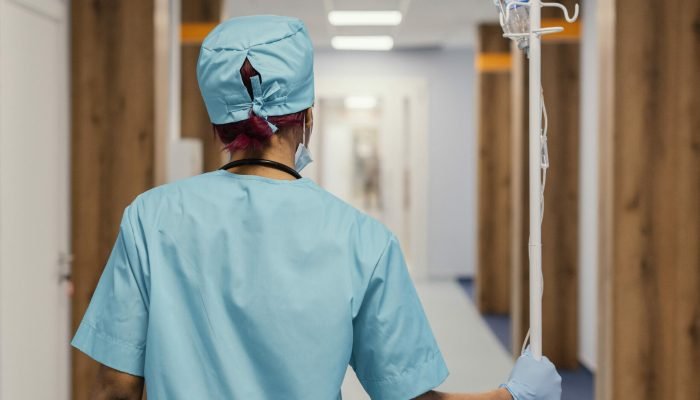 Decisão considerou que atividade da autora, em sua totalidade, não envolve esforço físico