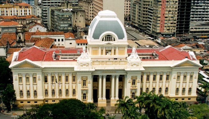 Teto no serviço estadual é o subsídio de desembargadores do TJ-PE